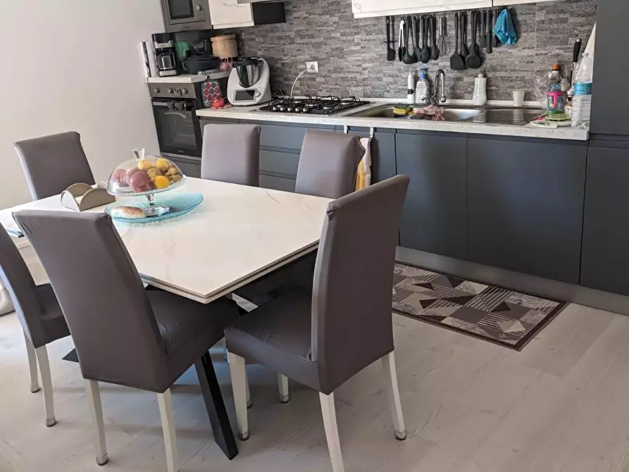 Immagine 11 di Appartamento in vendita  in VIA nazione unite 29 a Crotone