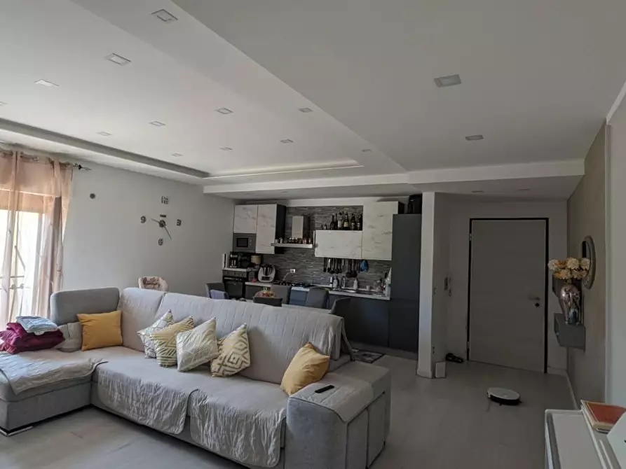 Immagine 7 di Appartamento in vendita  in VIA nazione unite 29 a Crotone