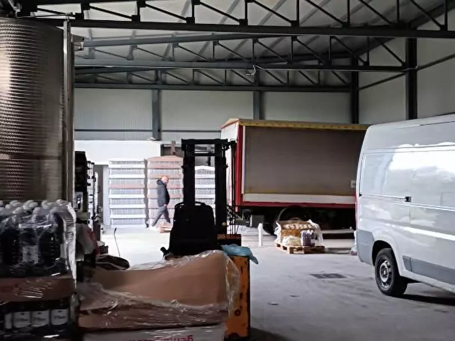 Immagine 13 di Capannone industriale in vendita  in VIA nocilla a Aci Sant'antonio