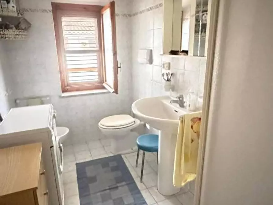 Immagine 11 di Appartamento in vendita  a Falerna