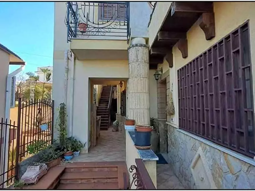 Immagine 11 di Appartamento in vendita  in VIA bellacera a Santa Flavia