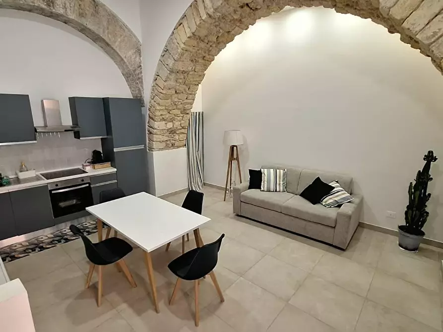 Immagine 1 di Casa indipendente in affitto  in VIA della salute 4b a Tarquinia