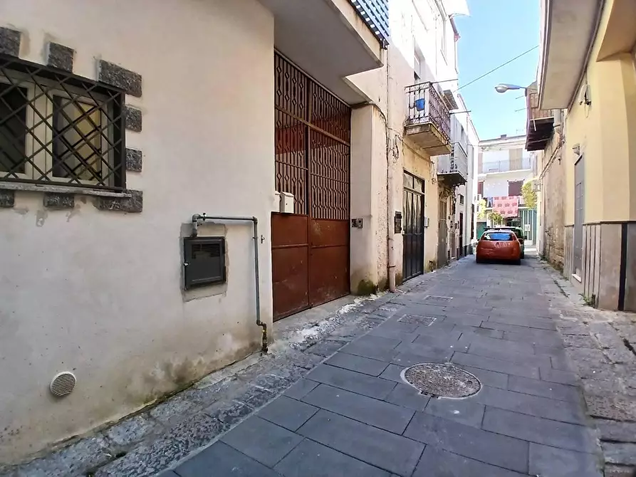 Immagine 14 di Locale commerciale in vendita  in CORSO campano a Qualiano