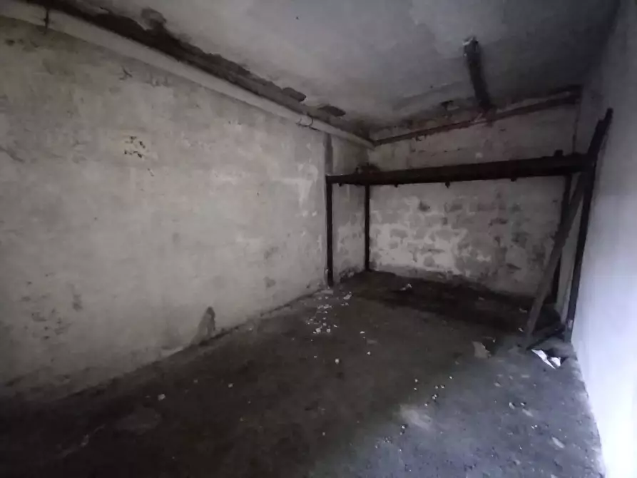 Immagine 11 di Box auto in vendita  in VIA san francesco  d'assisi a Villaricca