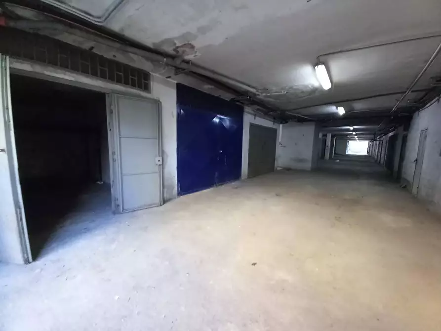 Immagine 14 di Box auto in vendita  in VIA san francesco  d'assisi a Villaricca