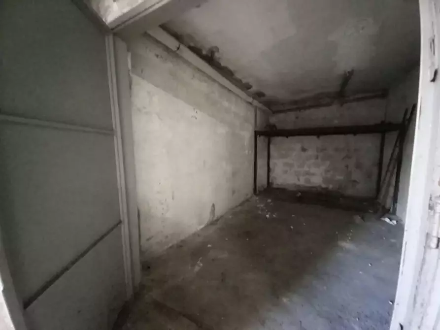 Immagine 15 di Box auto in vendita  in VIA san francesco  d'assisi a Villaricca