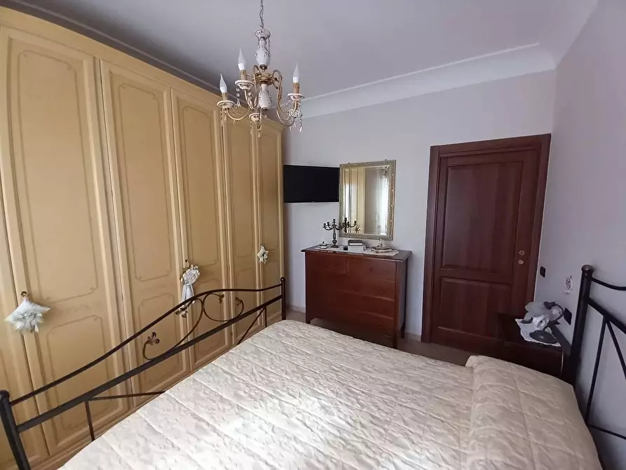 Immagine 15 di Casa bifamiliare in vendita  in CORSO italia a Villaricca