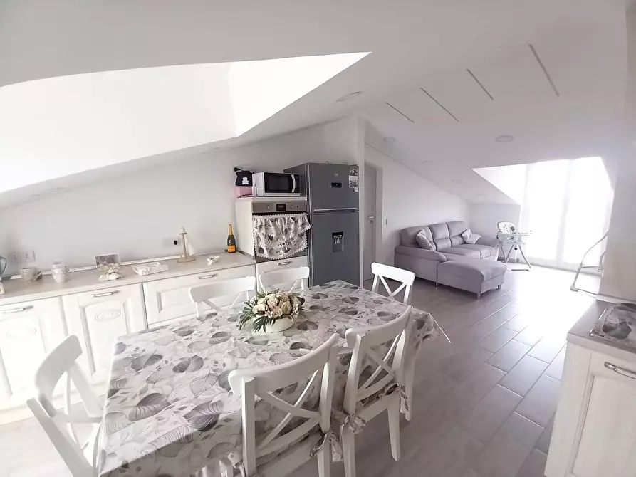 Immagine 22 di Casa bifamiliare in vendita  in CORSO italia a Villaricca