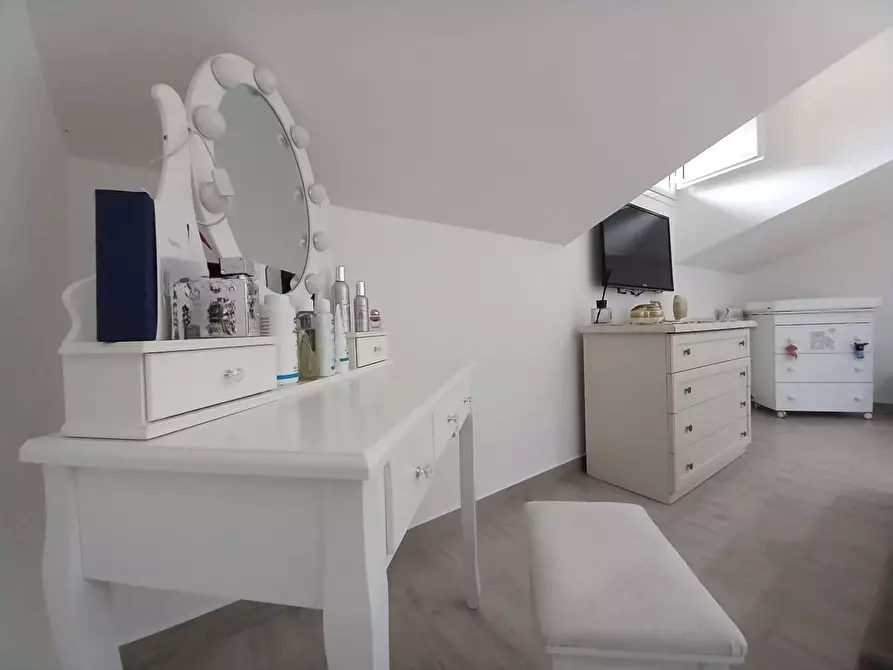 Immagine 27 di Casa bifamiliare in vendita  in CORSO italia a Villaricca