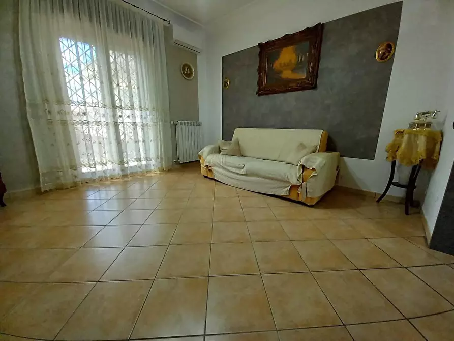 Immagine 8 di Casa bifamiliare in vendita  in CORSO italia a Villaricca