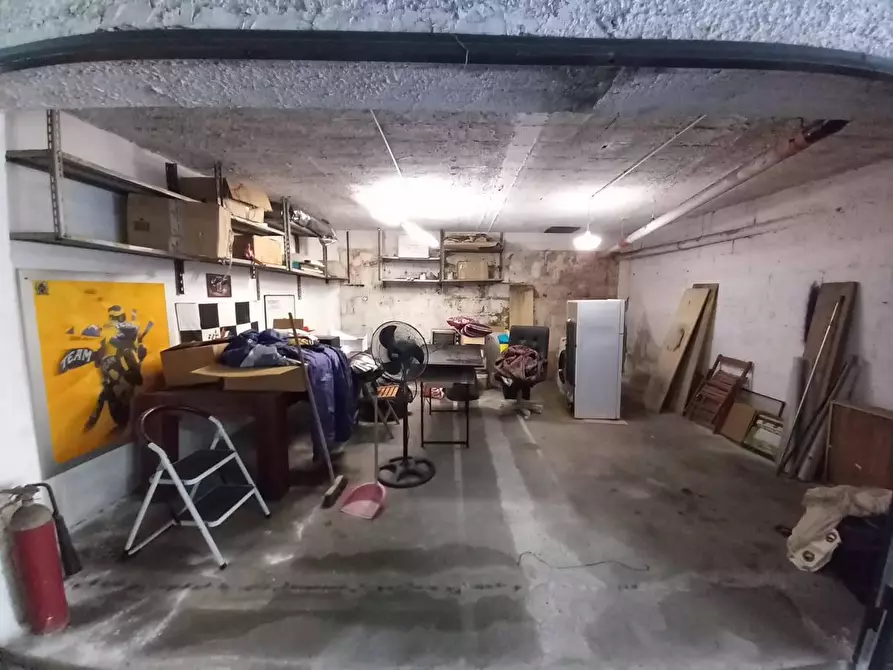 Immagine 16 di Box auto in vendita  in VIA napoli a Villaricca