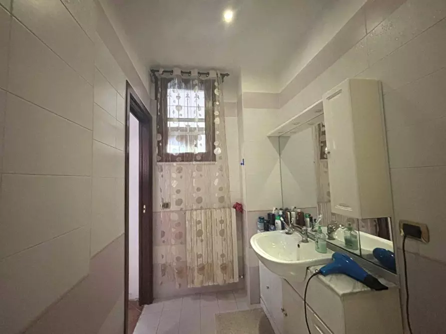 Immagine 15 di Villa in vendita  in VIA lenin a Castel Volturno