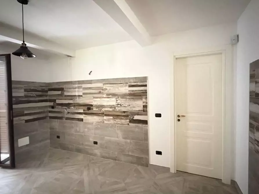 Immagine 6 di Appartamento in vendita  in PIAZZA stocco a Lamezia Terme