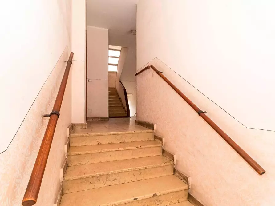 Immagine 13 di Appartamento in affitto  in VIA beinasco 2 bis a Torino