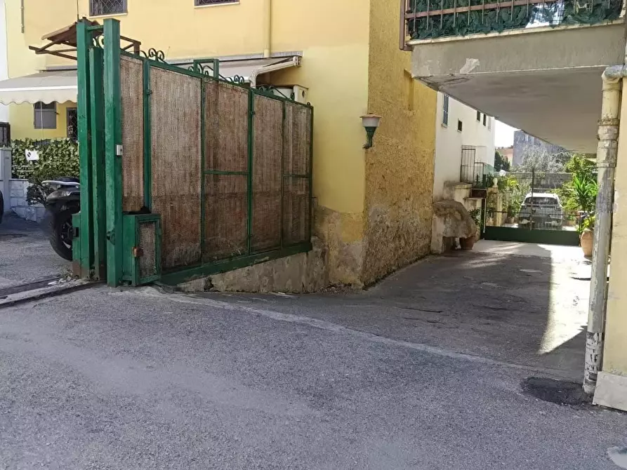 Immagine 3 di Appartamento in vendita  in VIA salvatore rosa a Qualiano