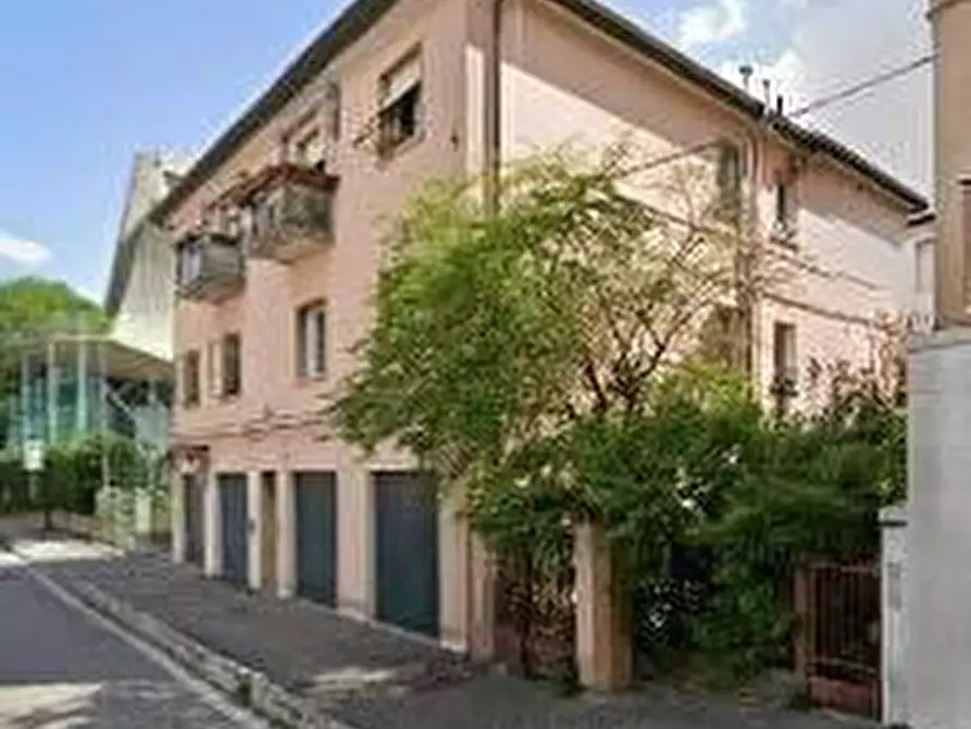 Immagine 1 di Appartamento in vendita  in VIA aleardo aleardi 83 B a Venezia