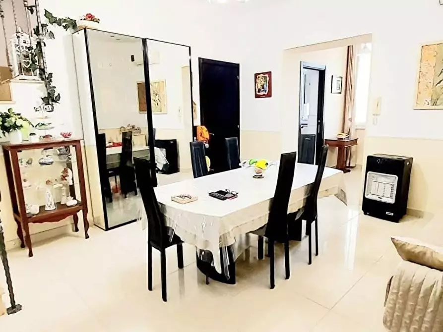 Immagine 6 di Appartamento in vendita  in CORSO garibaldi a Torre Annunziata