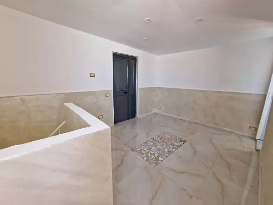 Immagine 2 di Appartamento in vendita  a Torre Annunziata