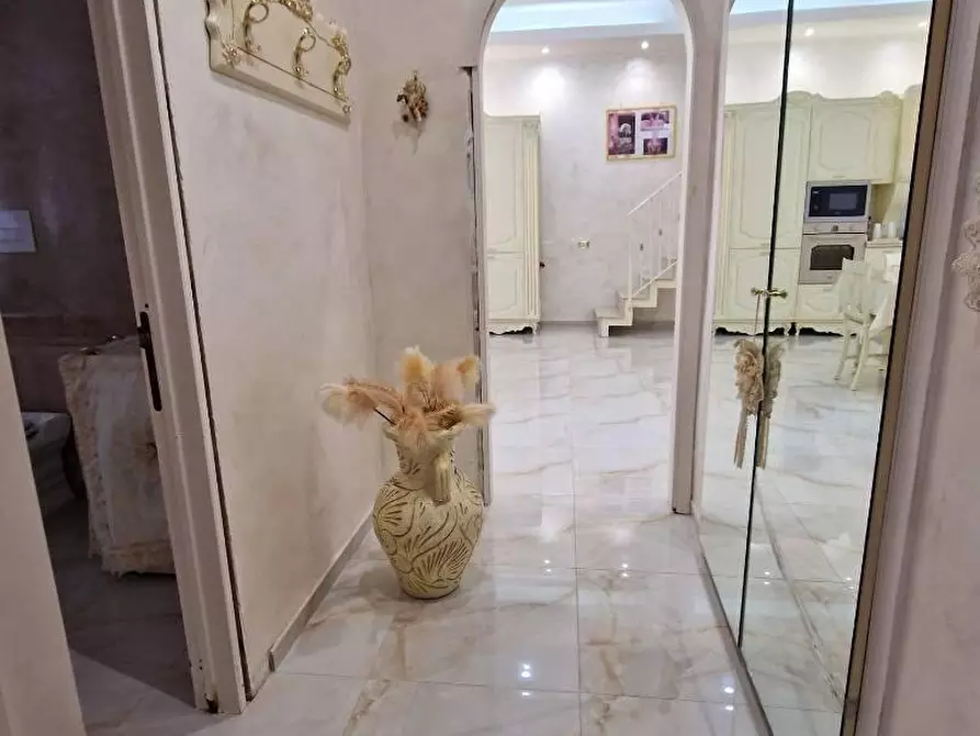 Immagine 3 di Appartamento in vendita  a Torre Annunziata