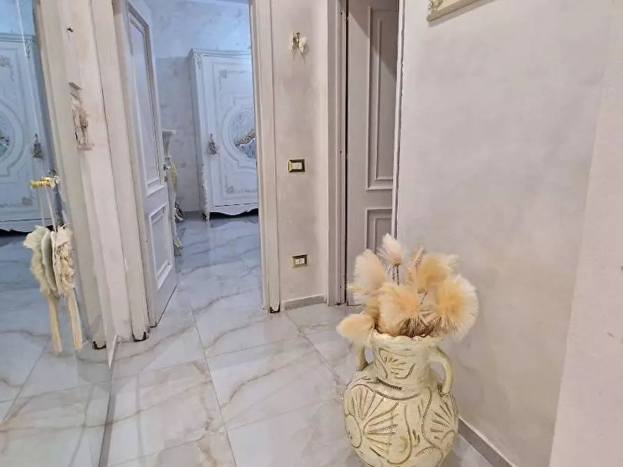 Immagine 6 di Appartamento in vendita  a Torre Annunziata