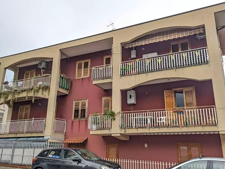 Immagine 1 di Appartamento in vendita  in VIA canale torto a Acireale