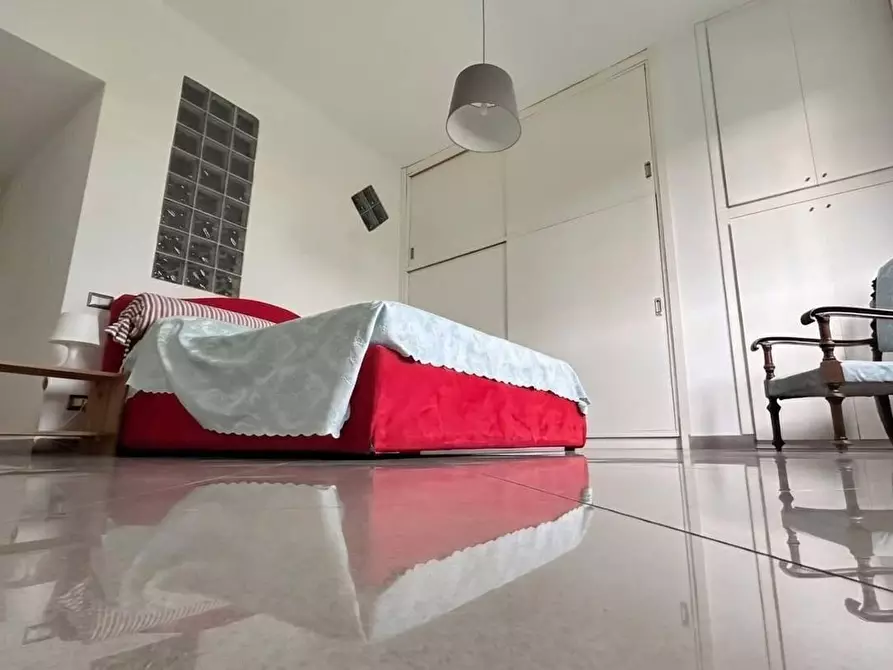 Immagine 10 di Appartamento in vendita  in VIA giulio cesare a Melito Di Napoli