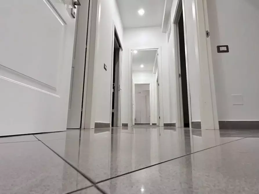 Immagine 7 di Appartamento in vendita  in VIA giulio cesare a Melito Di Napoli