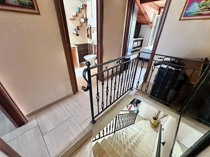 Immagine 8 di Casa bifamiliare in vendita  in VIA firenze a Villaricca