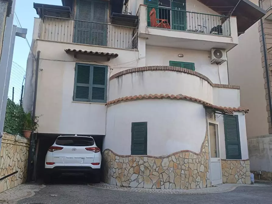 Immagine 1 di Casa bifamiliare in vendita  in VIA firenze a Villaricca