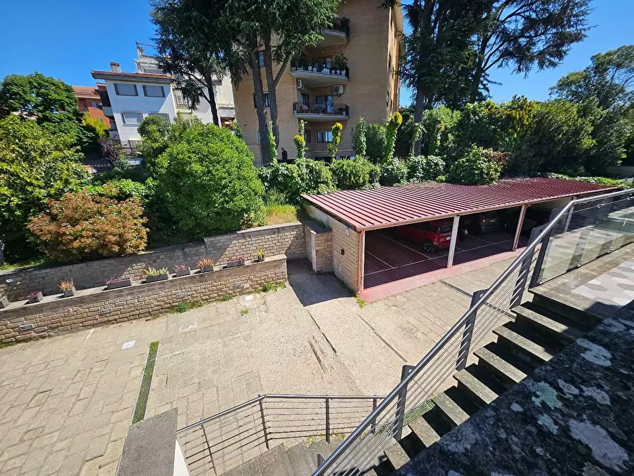 Immagine 15 di Appartamento in vendita  in VIA cassia 1328 a Roma
