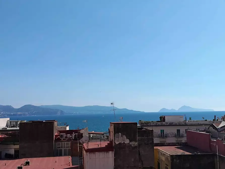 Immagine 1 di Attico in vendita  in CORSO umberto I a Torre Annunziata