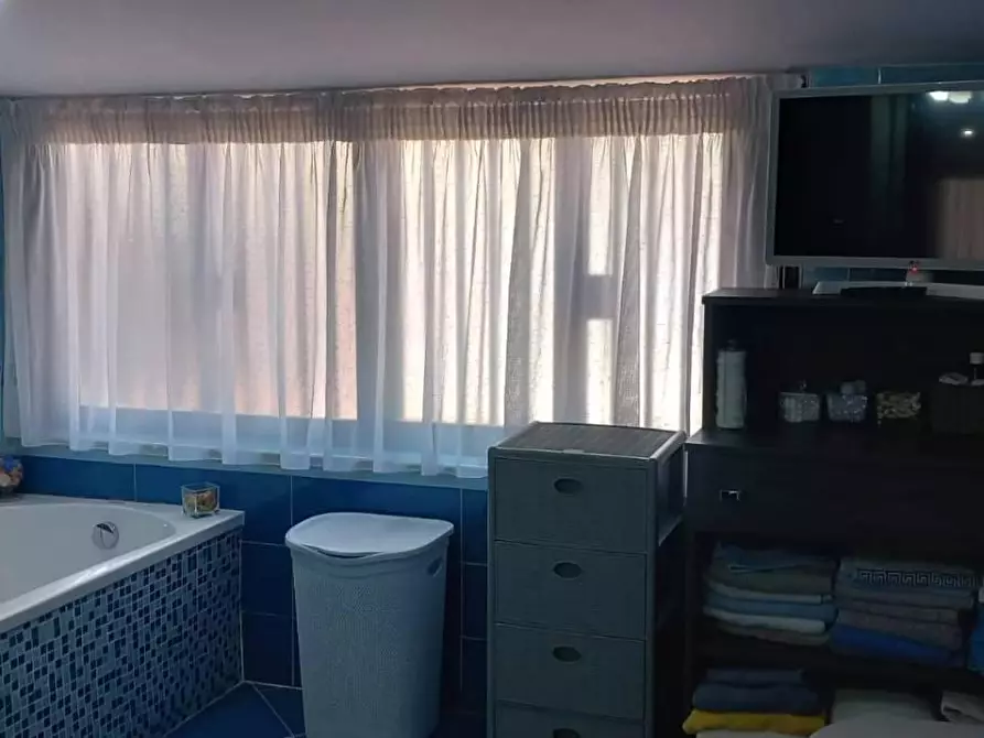 Immagine 9 di Appartamento in vendita  in VIA della liberta a Villaricca