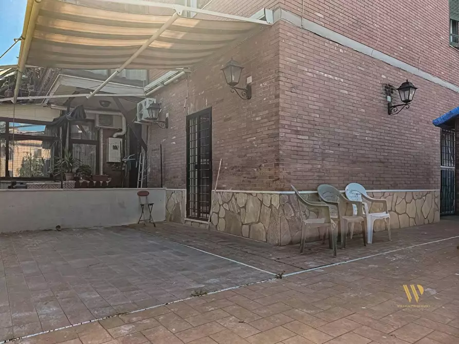 Immagine 16 di Appartamento in vendita  in VIA martina rota 16 a Roma