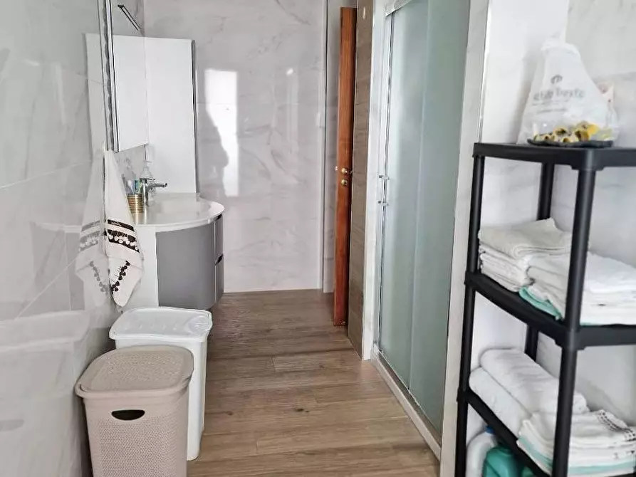 Immagine 10 di Appartamento in vendita  in VIA volta a Torre Annunziata