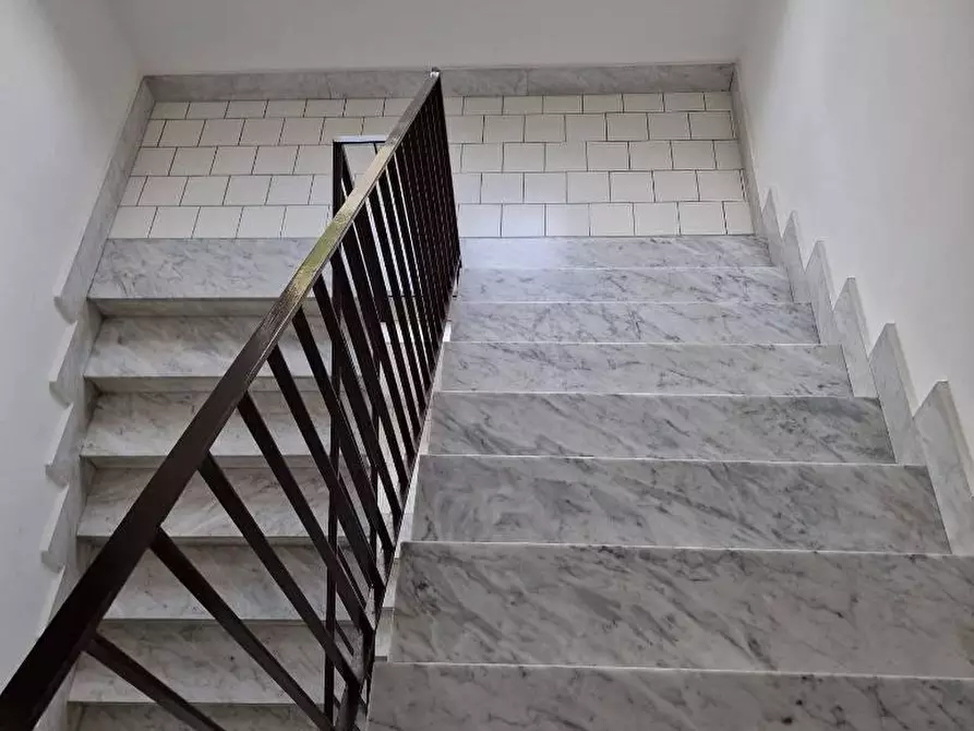 Immagine 7 di Appartamento in vendita  in VIA volta a Torre Annunziata