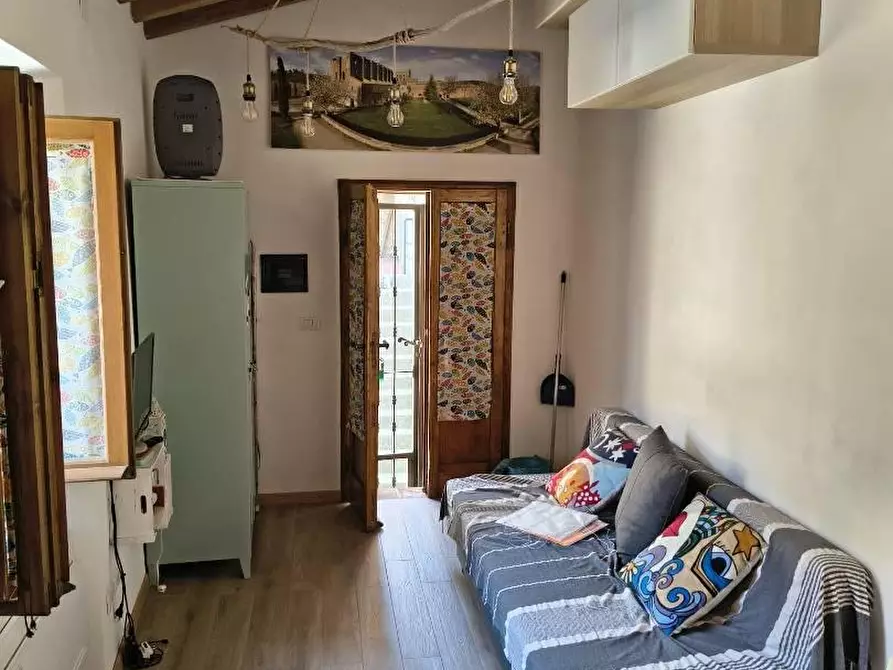 Immagine 1 di Casa indipendente in vendita  in VIA momintaccio a Gavorrano