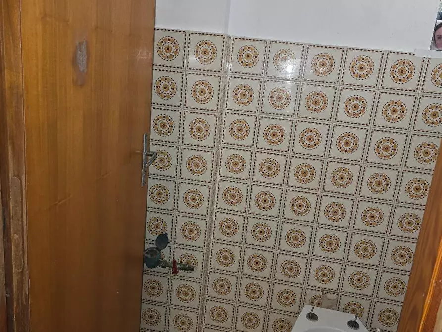 Immagine 9 di Negozio in vendita  in VIA Lussemburgo 100 a Palermo