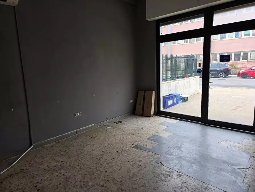 Immagine 2 di Negozio in vendita  in VIA Lussemburgo 100 a Palermo