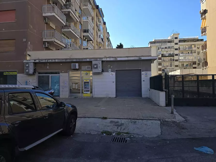 Immagine 11 di Negozio in vendita  in VIA Lussemburgo 100 a Palermo