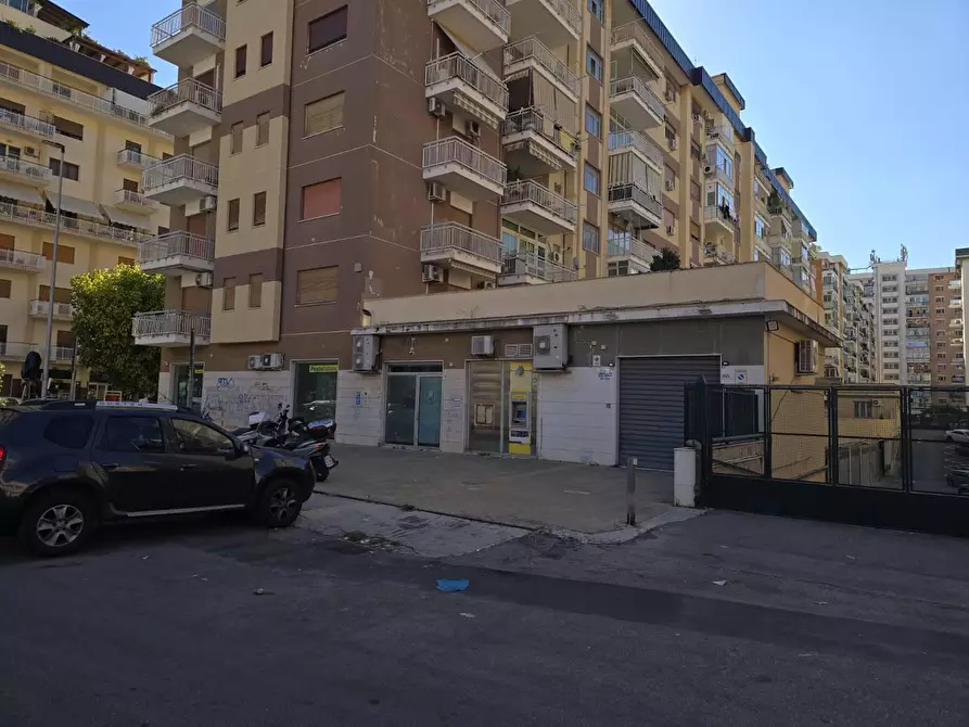 Immagine 12 di Negozio in vendita  in VIA Lussemburgo 100 a Palermo