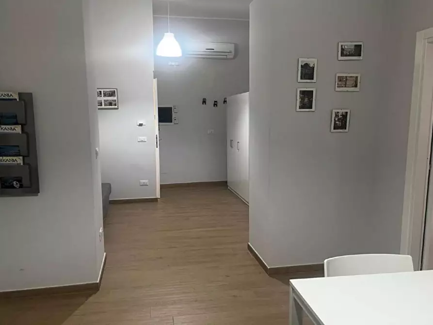 Immagine 2 di Appartamento in vendita  in VIA VITTORIO EMANUELE 316 a Palermo