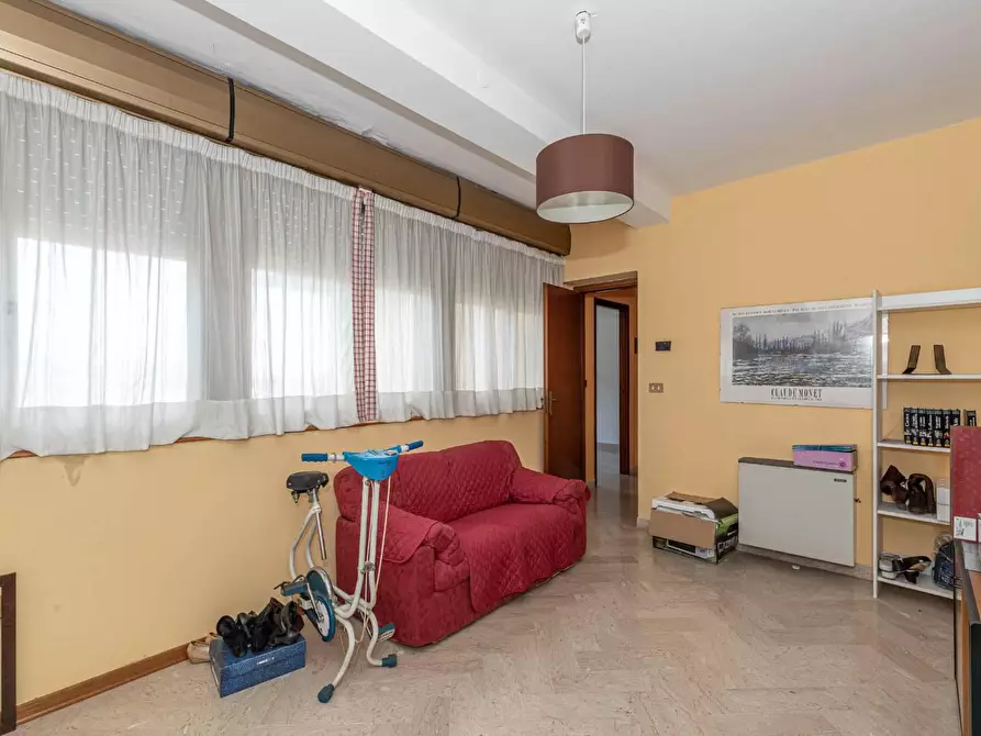 Immagine 9 di Appartamento in vendita  in VIA Paruta 10h a Palermo