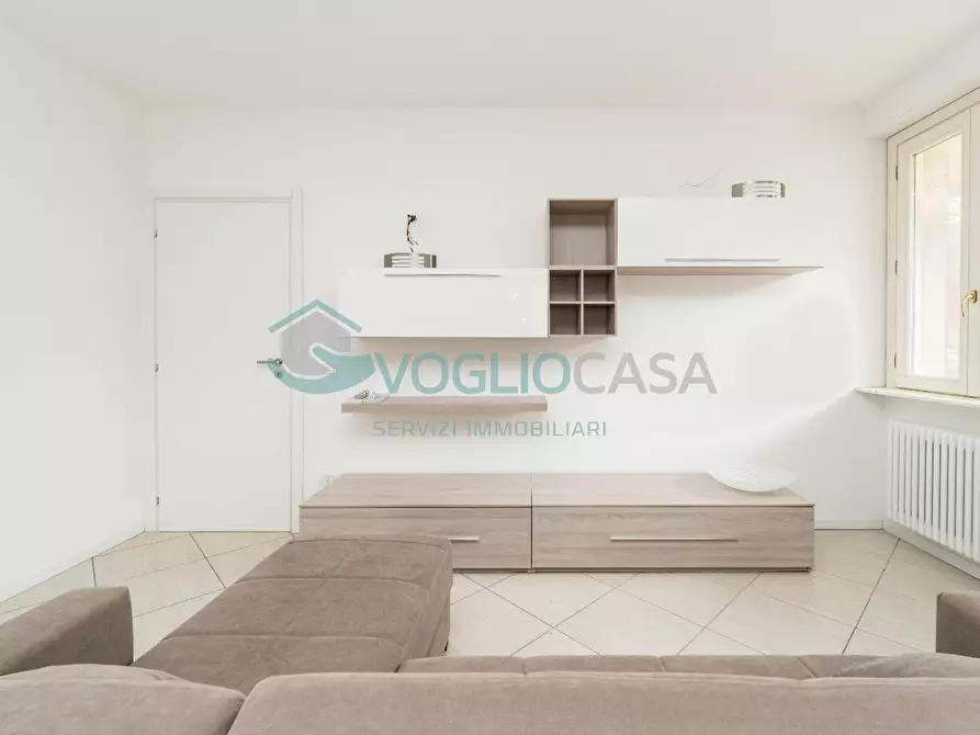 Immagine 3 di Appartamento in vendita  in VIA BORGO POGGIO DIOLA 19 a Ziano Piacentino