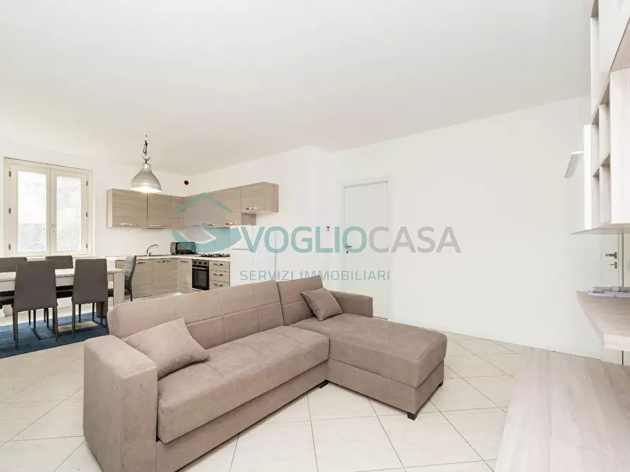 Immagine 4 di Appartamento in vendita  in VIA BORGO POGGIO DIOLA 19 a Ziano Piacentino