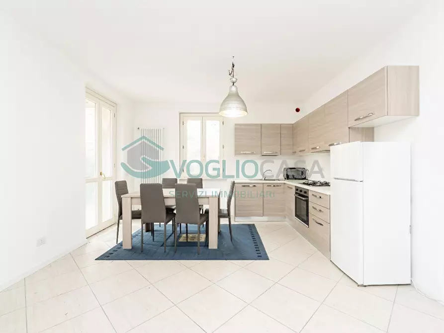 Immagine 1 di Appartamento in vendita  in VIA BORGO POGGIO DIOLA 19 a Ziano Piacentino