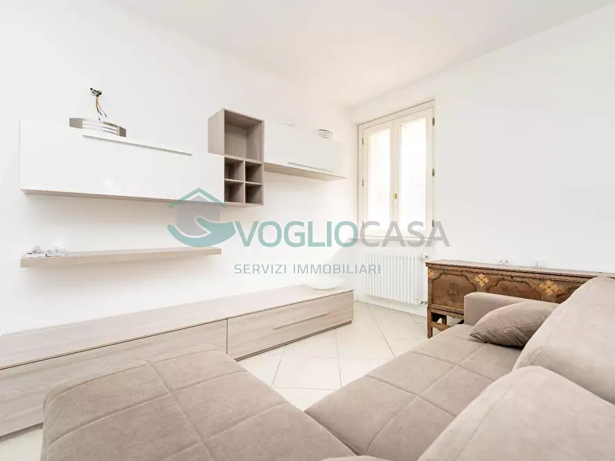 Immagine 9 di Appartamento in vendita  in VIA BORGO POGGIO DIOLA 19 a Ziano Piacentino