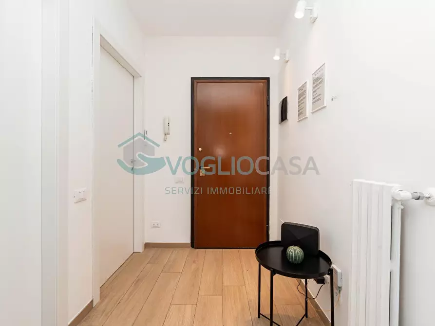 Immagine 2 di Appartamento in vendita  in VIA VALENZA 5 a Milano