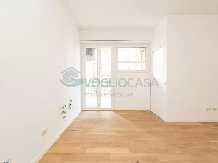 Immagine 11 di Appartamento in vendita  in VIA alessandro milesi 4 a Milano