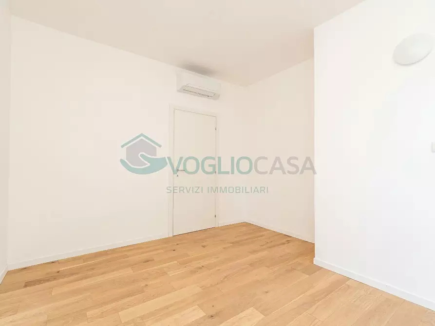 Immagine 21 di Appartamento in vendita  in VIA alessandro milesi 4 a Milano