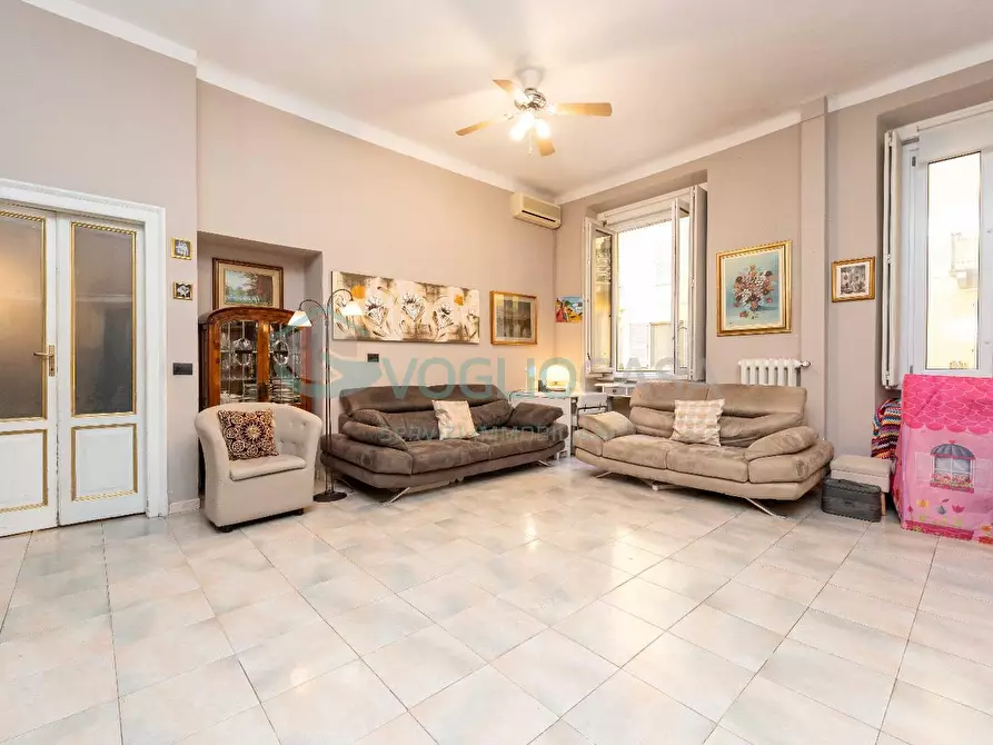 Immagine 3 di Appartamento in vendita  in VIA VITRUVIO 3 a Milano